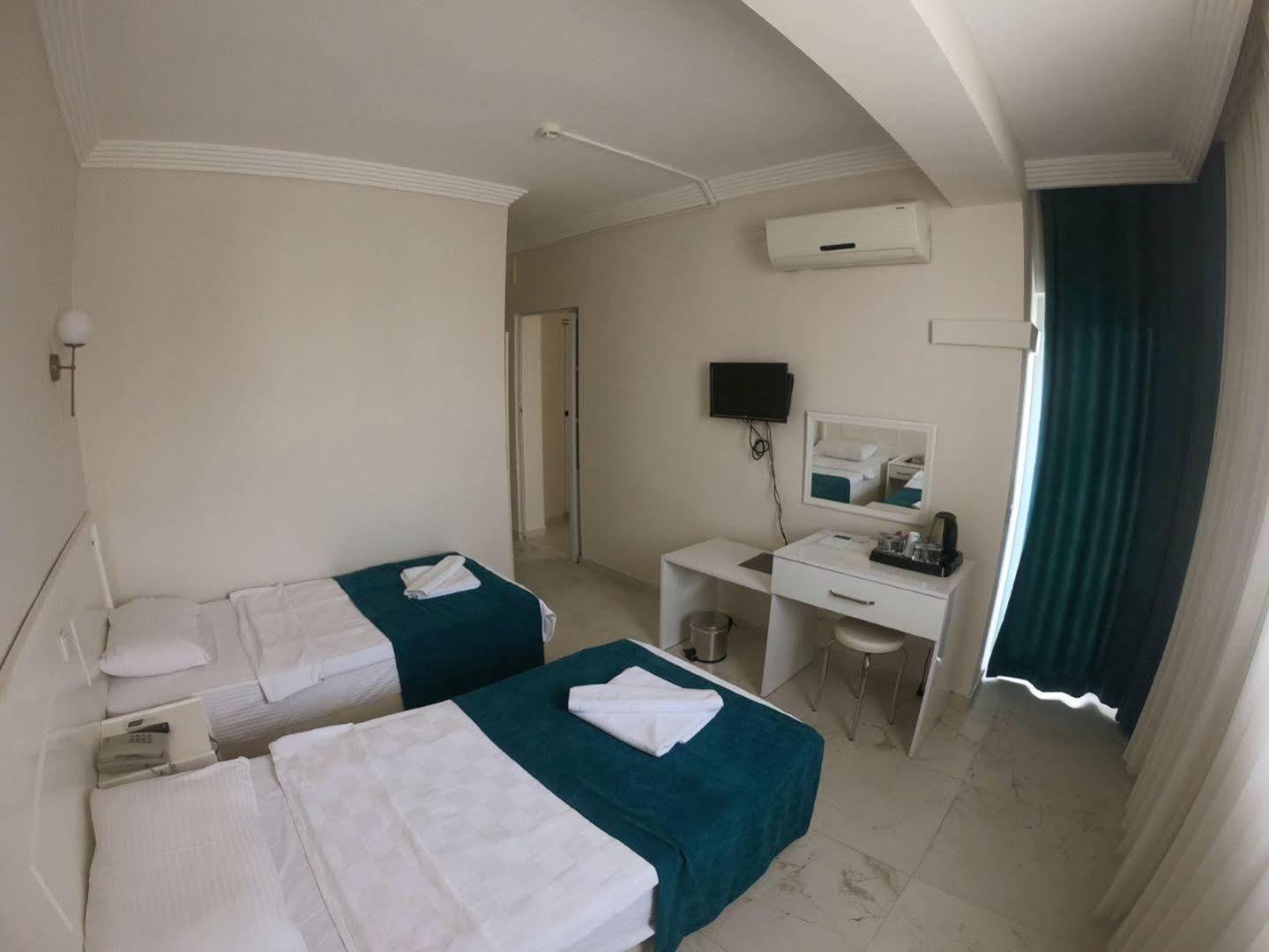 Aquila Beach Hotel 페티예 외부 사진