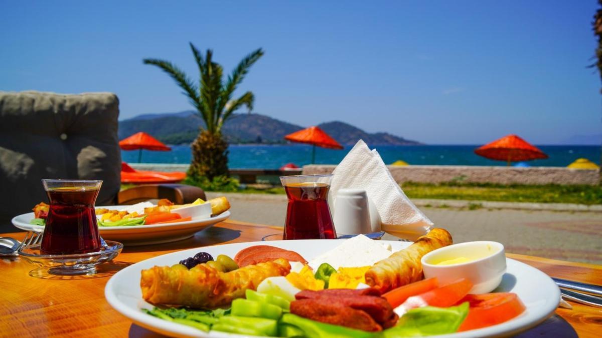 Aquila Beach Hotel 페티예 외부 사진